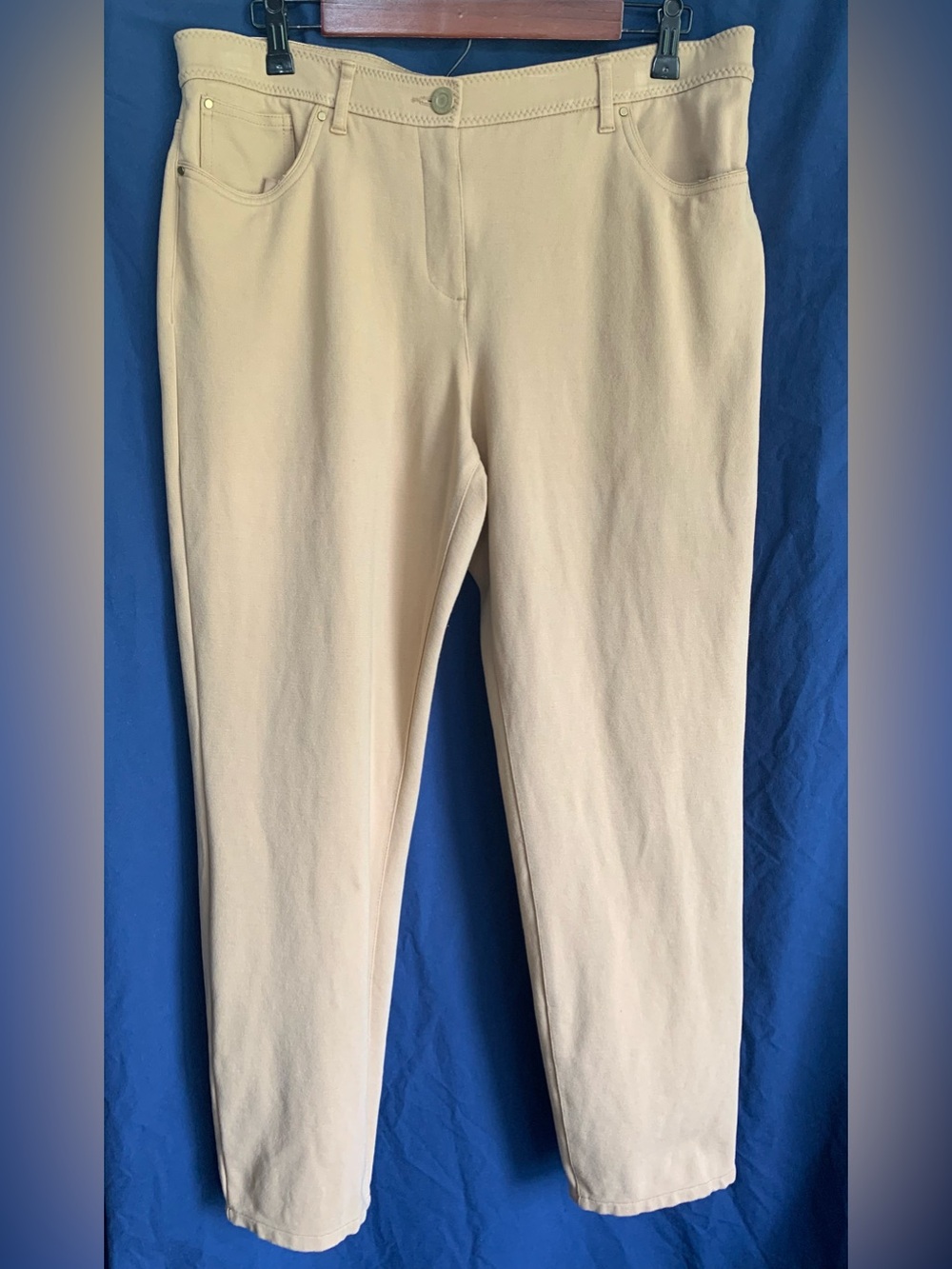 Chico's So Slimming Trousers in Beige